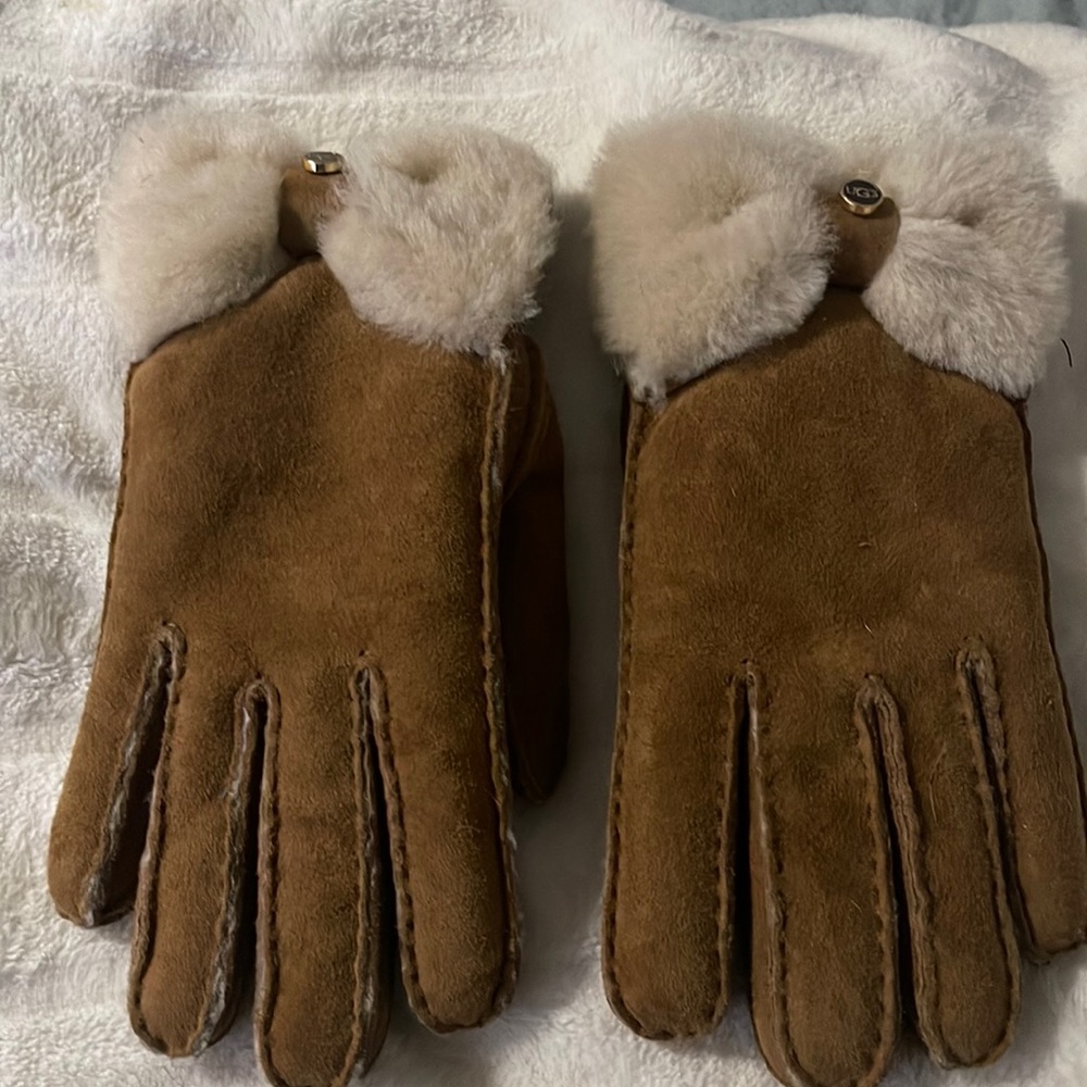Uggs winter gloves